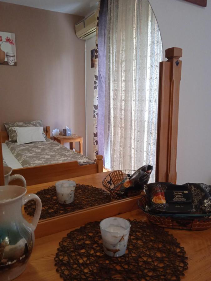 Apartman Breza Ruma Exteriér fotografie
